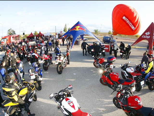 Oasis Motociclismo Cepsa Valencia 2008