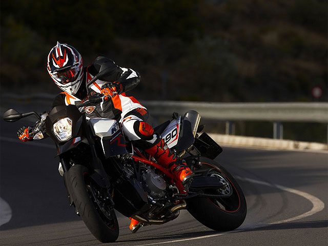 Novedades 2009: KTM 990 Supermoto R