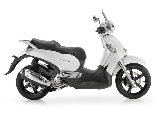 Novedades 2009: Aprilia Scarabeo 300 Special