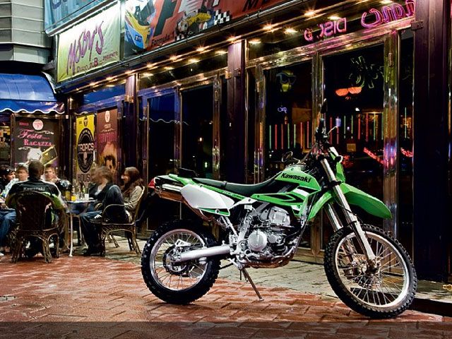 Ya está disponible la nueva Kawasaki KLX 250