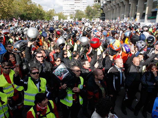Anesdor se suma a la Campaña "En Moto Menos CO2. No a la discriminación"