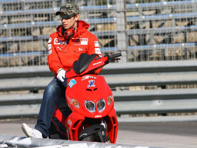 Casey Stoner (Ducati), espectador en Jerez