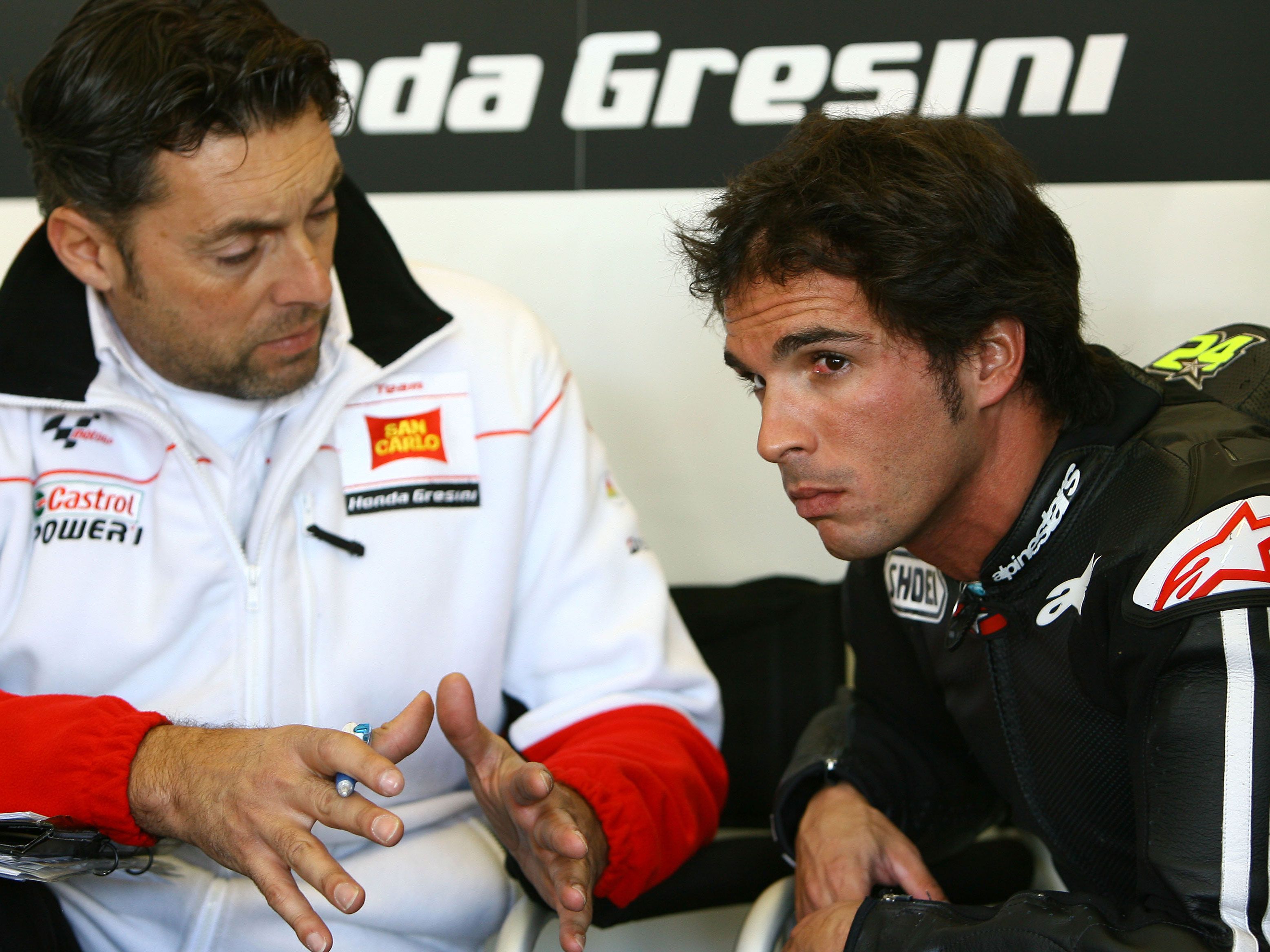 Toni Elías (Honda), operado del fémur