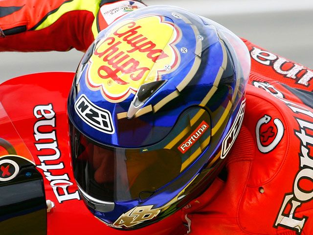 Encuesta Motociclismo.es: Gana un casco NZI