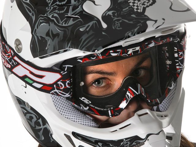Regalamos unas gafas Pro Grip con la revista Moto Verde