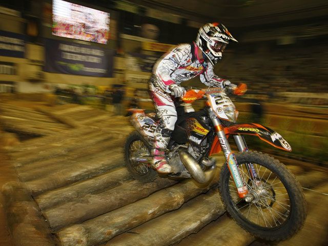 Mundial de Enduro Indoor de Madrid: 10 euros de descuento con Moto Verde
