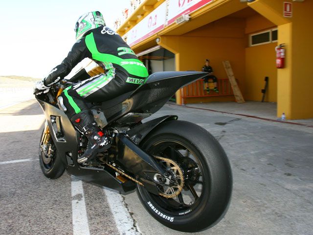 Vergani (manager de Melandri): "Ahora le toca a Dorna hacer un movimiento" Vergani (manager de Melandri): "Ahora le toca a Dorna hacer un movimiento"