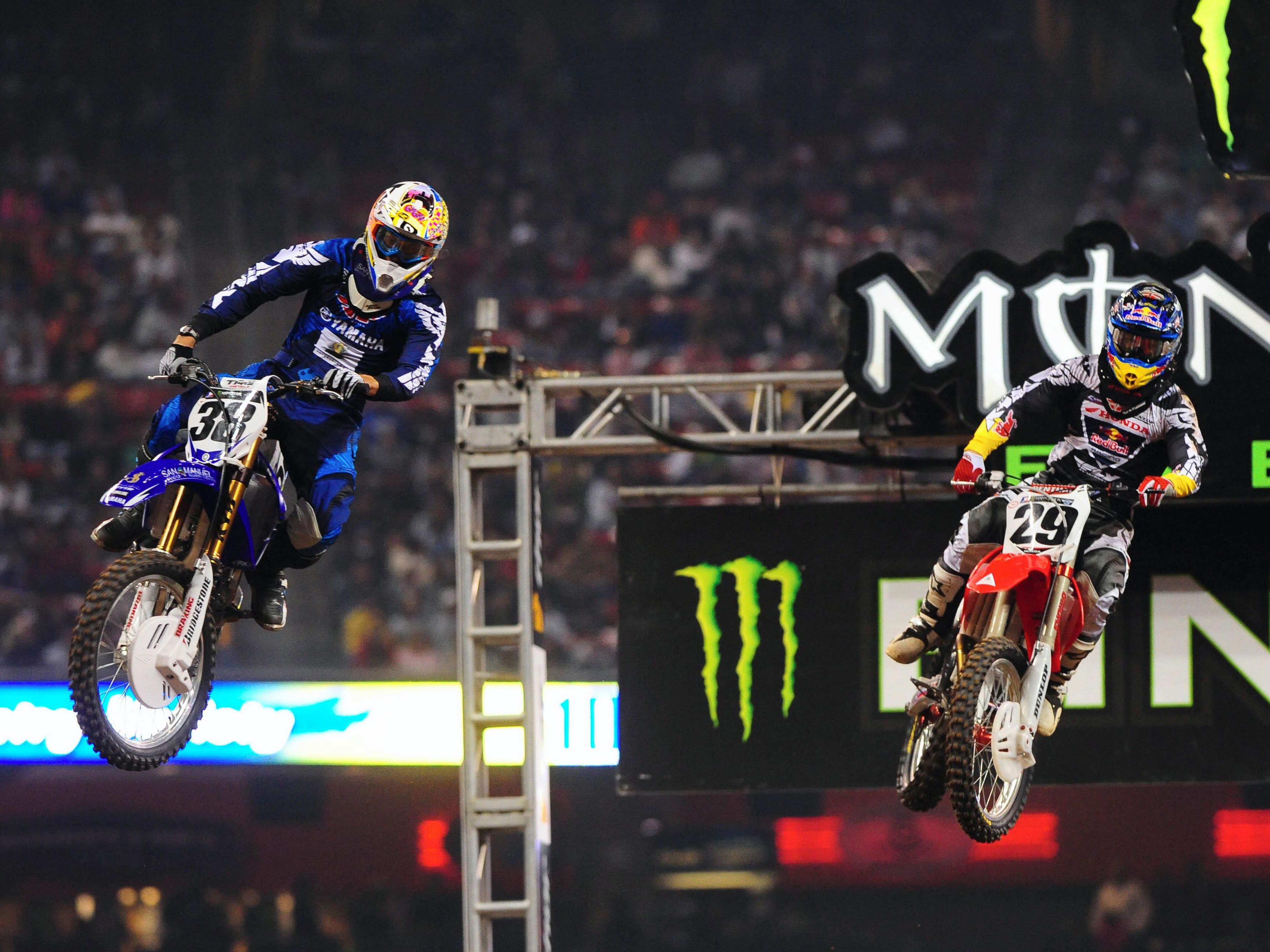 Stewart (Yamaha) suma la tercera victoria y ya es segundo en la general
