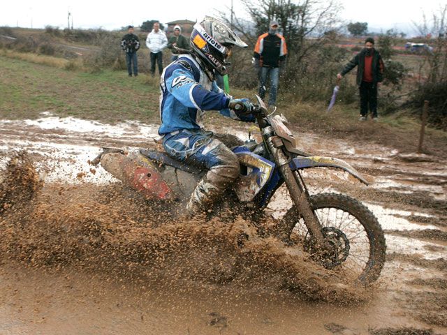 Oriol Mena con Husaberg, tres de tres en el Nacional de Cross Country