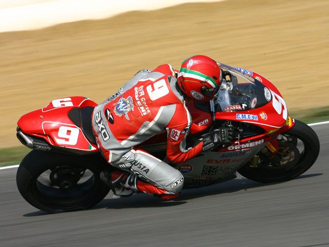 MV Agusta Factory Club en Varese (Italia)