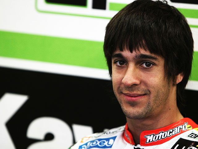 Joan Lascorz: "Me quedé en Supersport para ganar el Mundial" Joan Lascorz: "Me quedé en Supersport para ganar el Mundial"