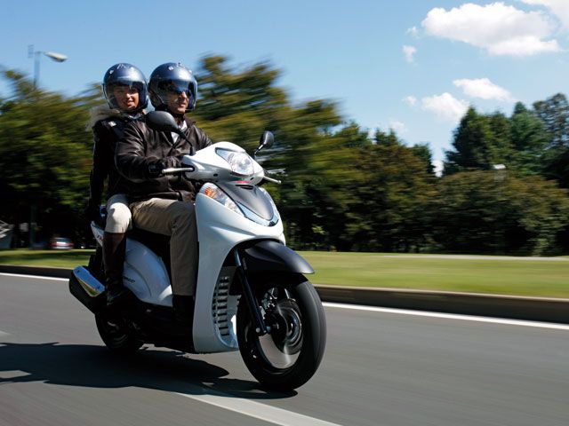 Honda Scoopy SH300i Sport Honda Scoopy SH300i Sport