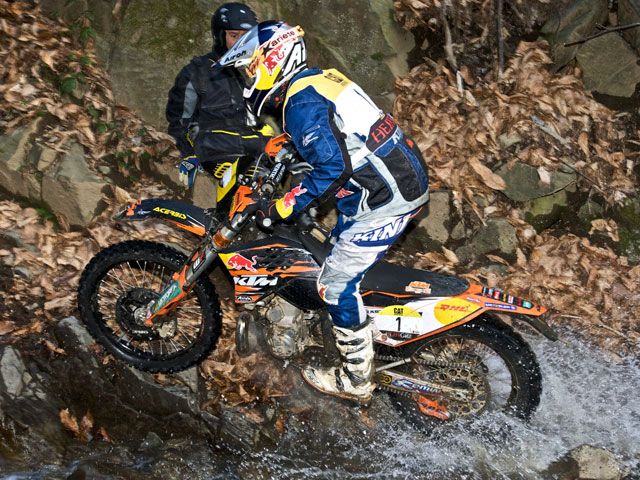 Blazusiak (KTM) gana en el infierno