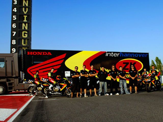 Escuela de conducción Honda by ZK