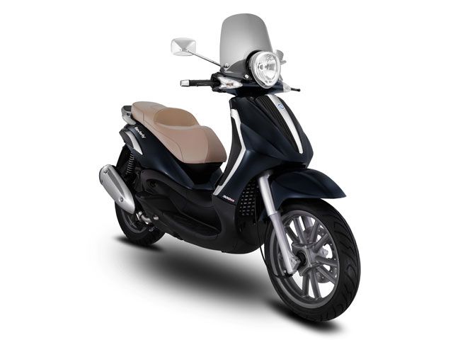 Piaggio Beverly Tourer 300 ie, ya disponible