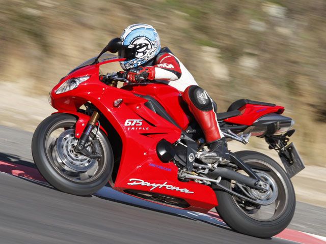 Triumph Daytona 675