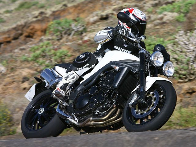 Celebra con Triumph el 15º Aniversario de la Speed Triple