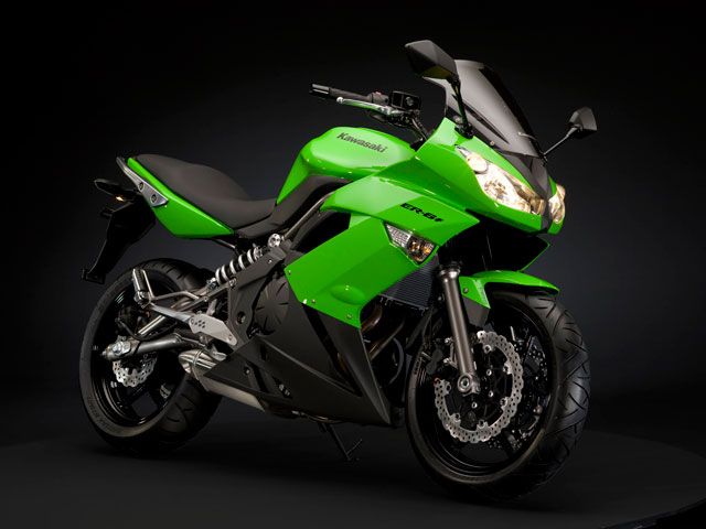 Kawasaki ER-6f 2009, ya disponible