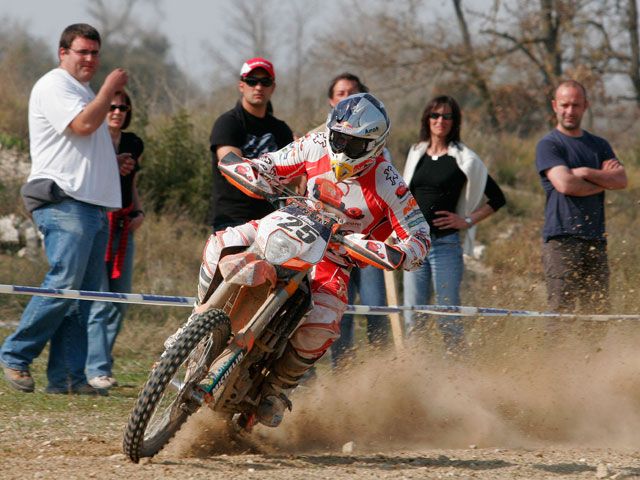 Iván Cervantes (KTM) se lleva la primera del Campeonato de España de Enduro