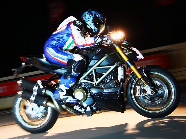 Ducati Streetfighter. ¡Ya la hemos probado!