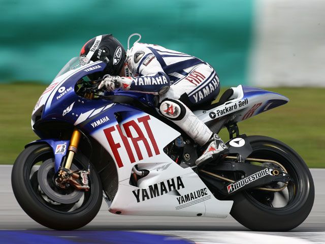 Jorge Lorenzo (Yamaha) golpea primero en los IRTA de MotoGP