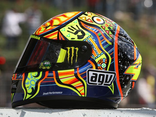 Los cascos del Mundial de MotoGP 2009