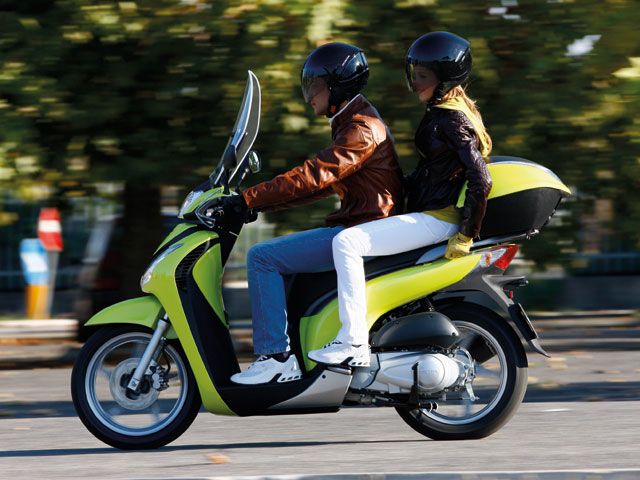 Las matriculaciones de motos y ciclomotores cayeron un 54,47 por ciento