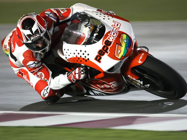 Victoria de Héctor Barberá con Aprilia en el Gran Premio de Qatar