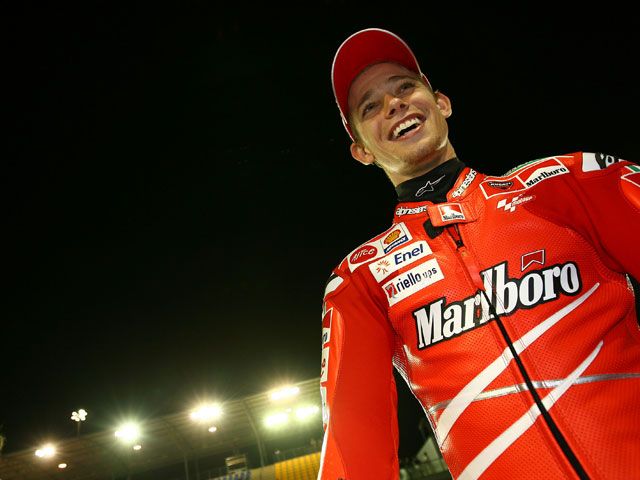 Stoner: "Es imposible adivinar lo que puede ocurrir en carrera"