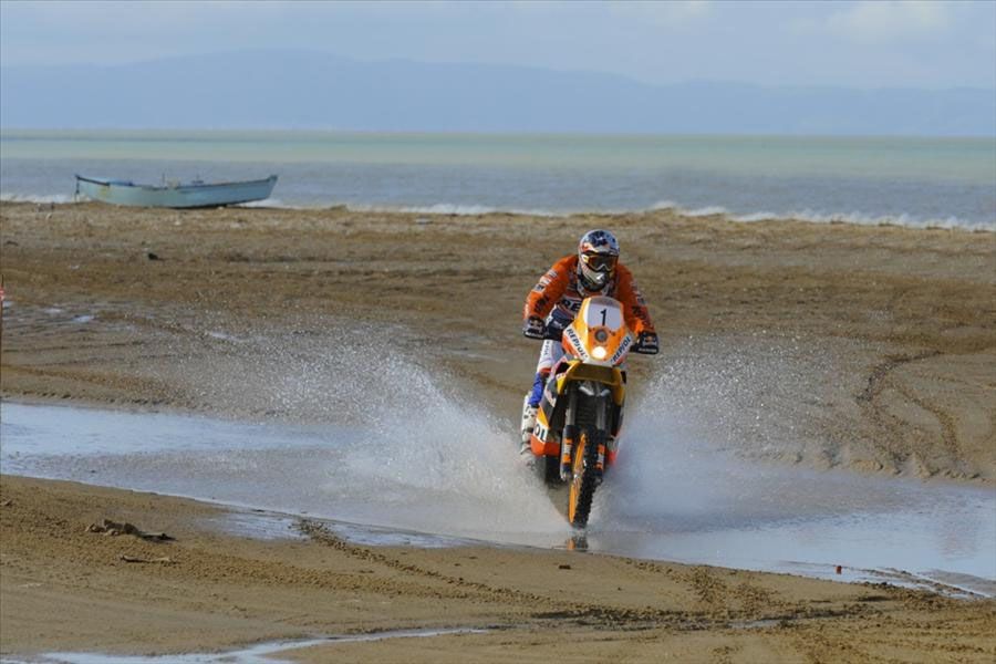 Victoria de Marc Coma en la segunda etapa del Rally de Túnez