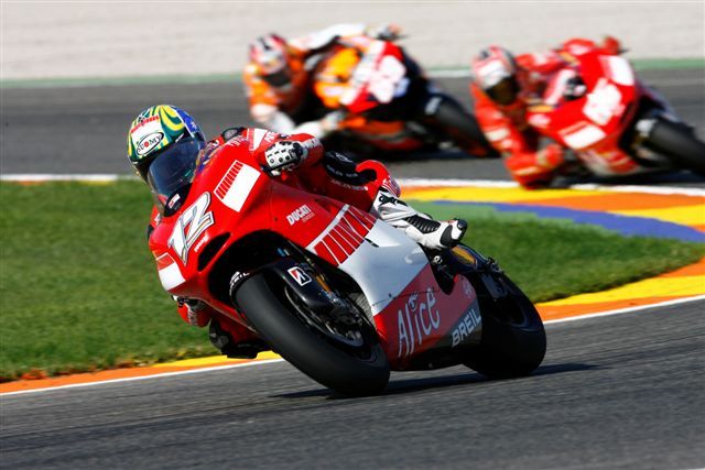 Troy Bayliss probará la Ducati Desmosedici GP9 en Mugello