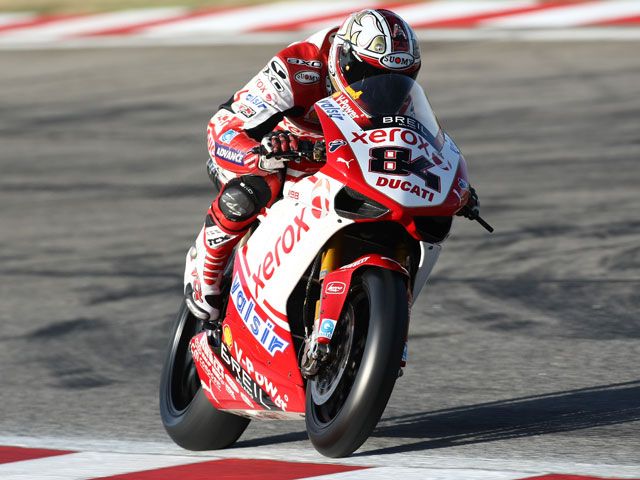Michel Fabrizio (Ducati) golpea primero en Kyalami