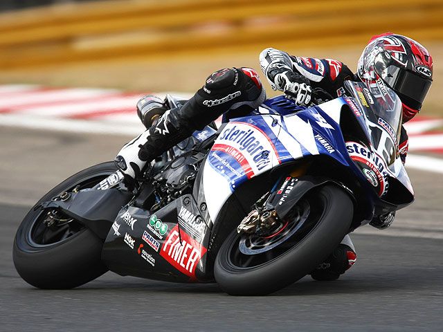 Histórica sexta pole de Ben Spies (Yamaha)