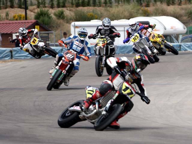 Bidart y Blot se imponen en el Nacional de Supermotard