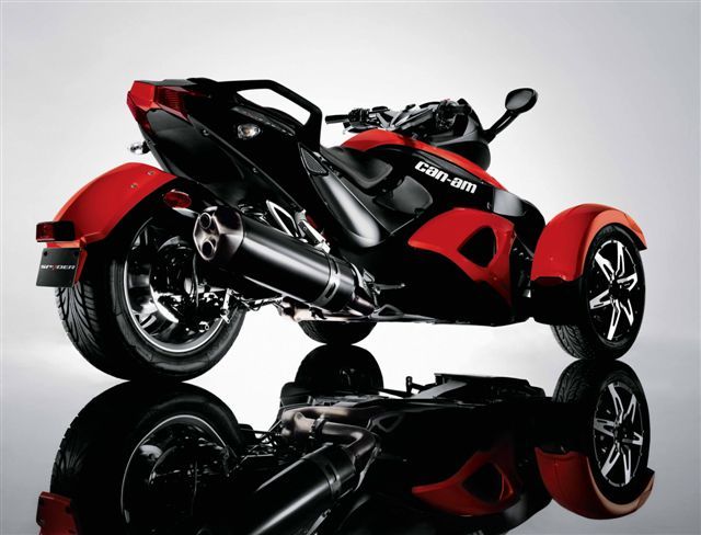 Prueba el nuevo Can-Am Spyder este verano