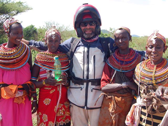 Aventura en moto por África: "Safari Salama"