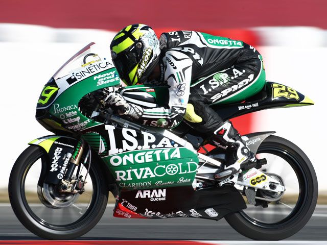 Iannone (Aprilia) logra una victoria "regalada"
