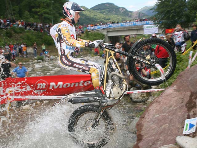 Raga vence a Bou y Fujinami en el Trial de Italia