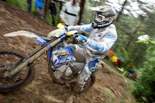 Oriol Mena, muy cerca del título del Mundial de Enduro Junior