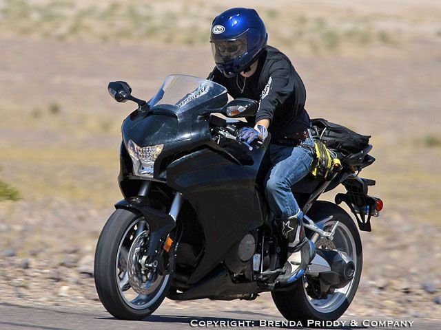 Nueva Honda V4 2010