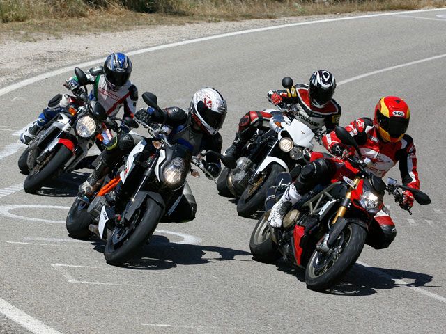 Comparativa Streetfighter. Ducati, KTM, Morini y Mv Agusta