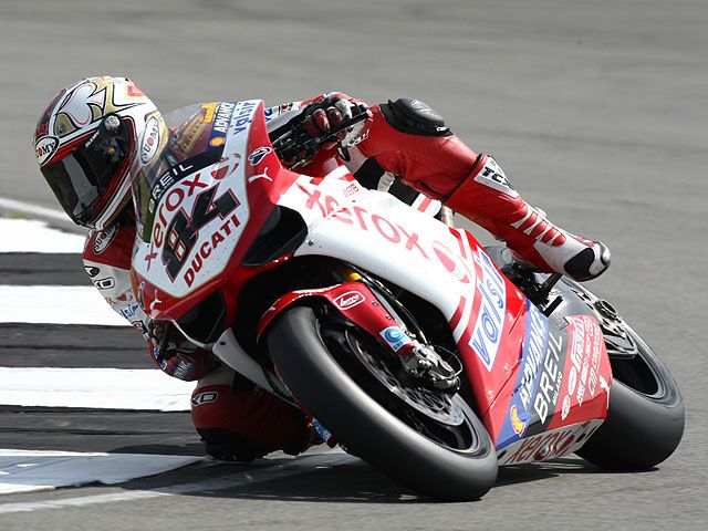 SBK: Fabrizio, más rápido que Spies en Imola