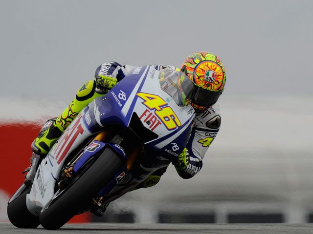 Valentino Rossi logra la pole en la última vuelta a Sachsenring