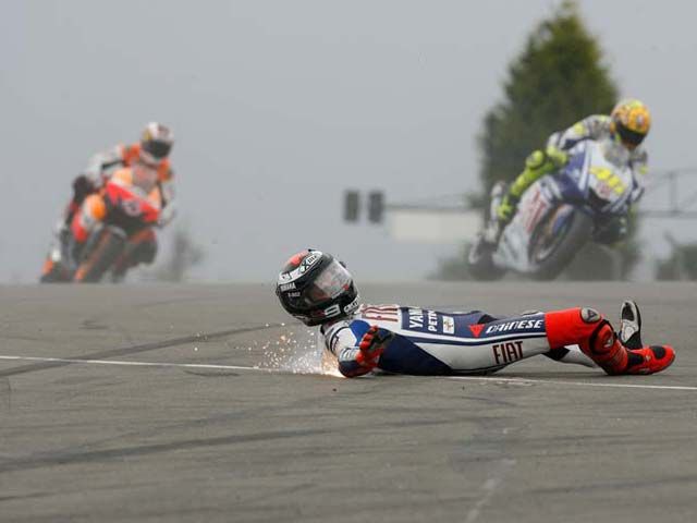 Las caídas del Gran Premio de Gran Bretaña en imágenes