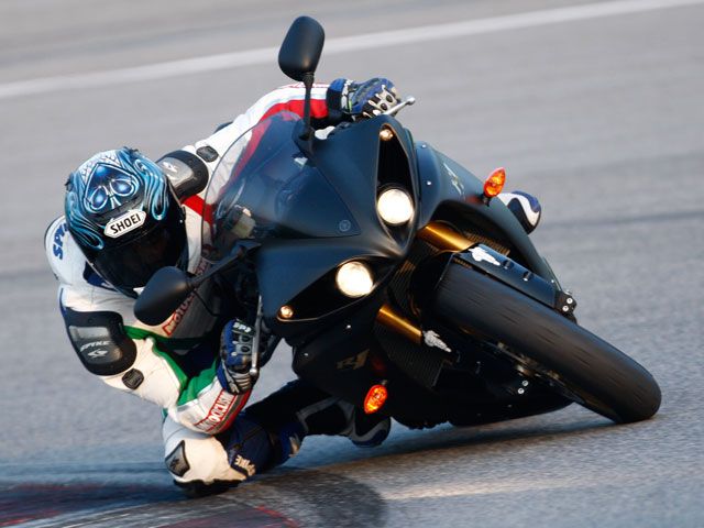 Yamaha YZF-R1