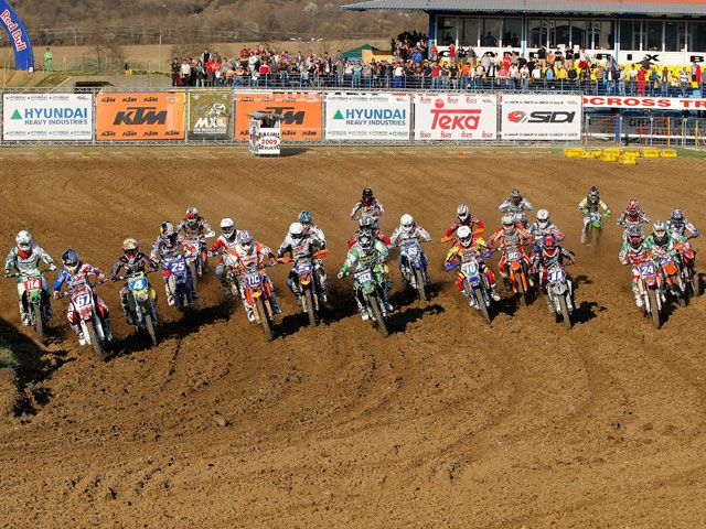 Stephanie Laier se hace con el Mundial de Féminas de Motocross