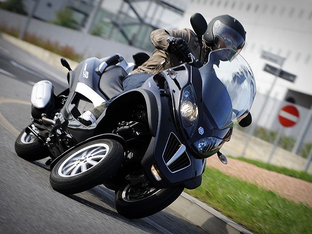 Piaggio MP3 LT