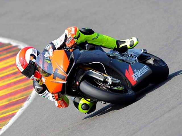 Simoncelli correrá con Aprilia en el Mundial de Superbike