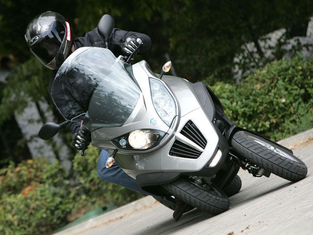 Piaggio MP3 LT 250/400
