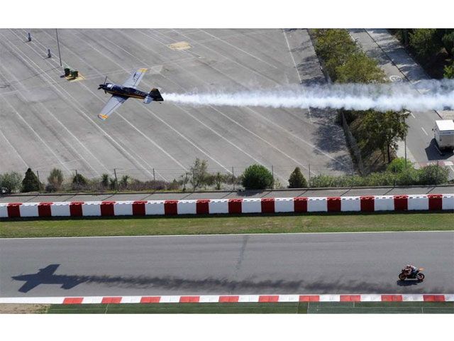 Dani Pedrosa, duelo aire- tierra con Alejandro Maclean
